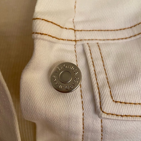 Veronica Beard White Denim Jacket - Picture 3 of 8